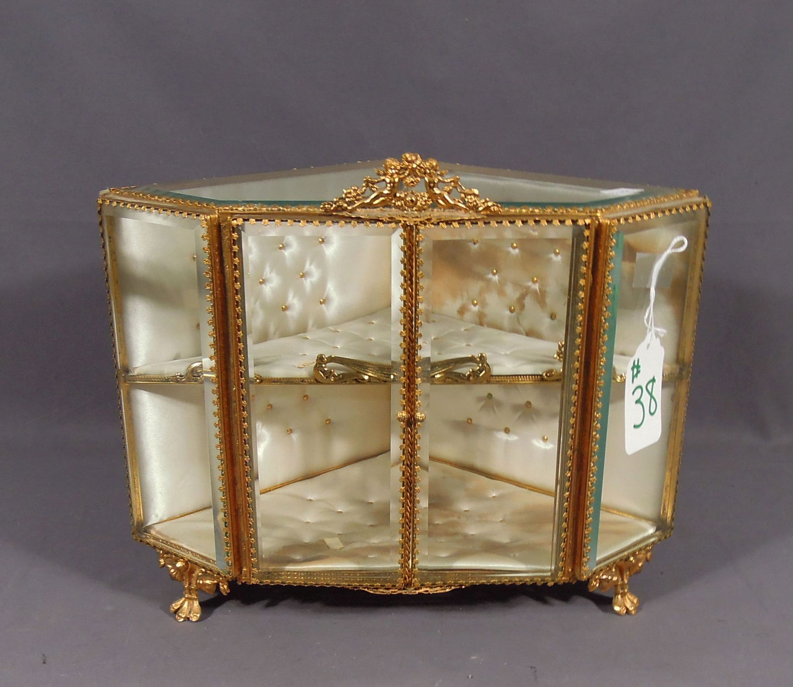 VINTAGE GILT ORMOLU & BEVELED GLASS SMALL SCALE TABLE TOP VITRINE/CURIO (1 of 2)