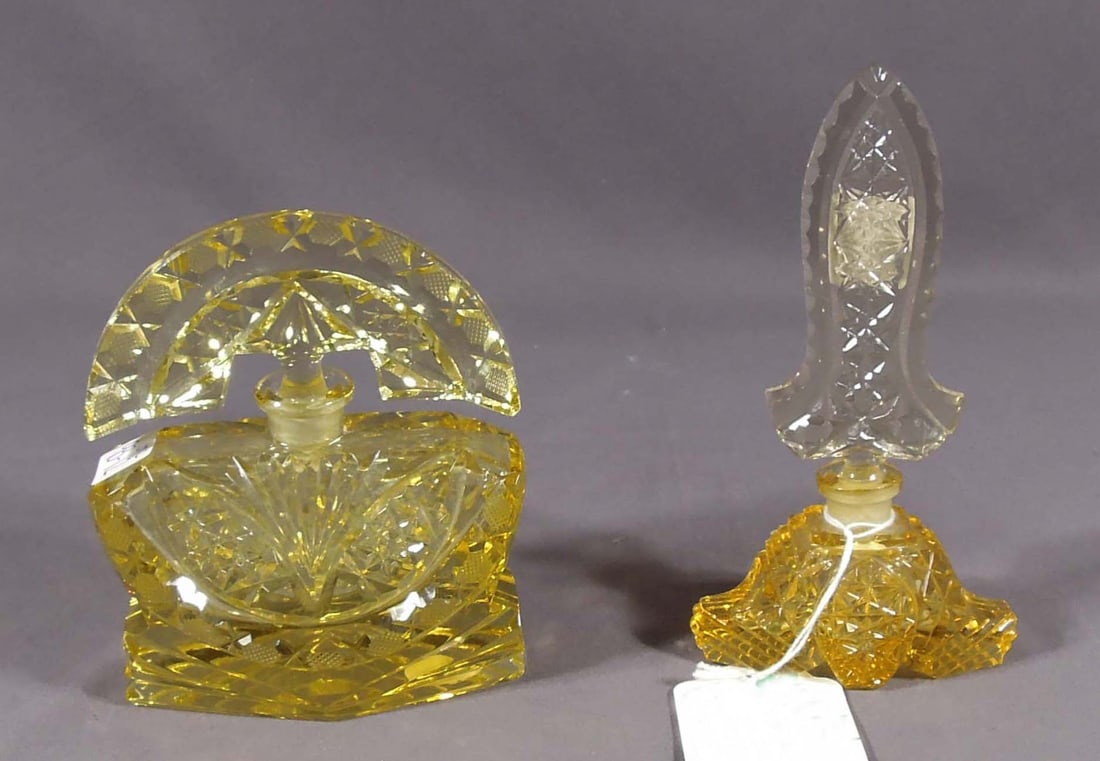 TWO BEAUTIFUL YELLOW CZECHOSLOVAKIAN CRYSTAL PERFUME BOTTLES (1 of 2)