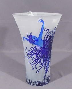 ROMAIN DE TIRTOFF (ERTE) (1892-1990) RUSSIAN/FRENCH: Rare Limited Edition Etched crystal vase "Applause". Signed Erte' on side of vase and signed on base Sevenarts LTD and numbered 51/99. Excellent condition. Original fitted box included. Vase 11