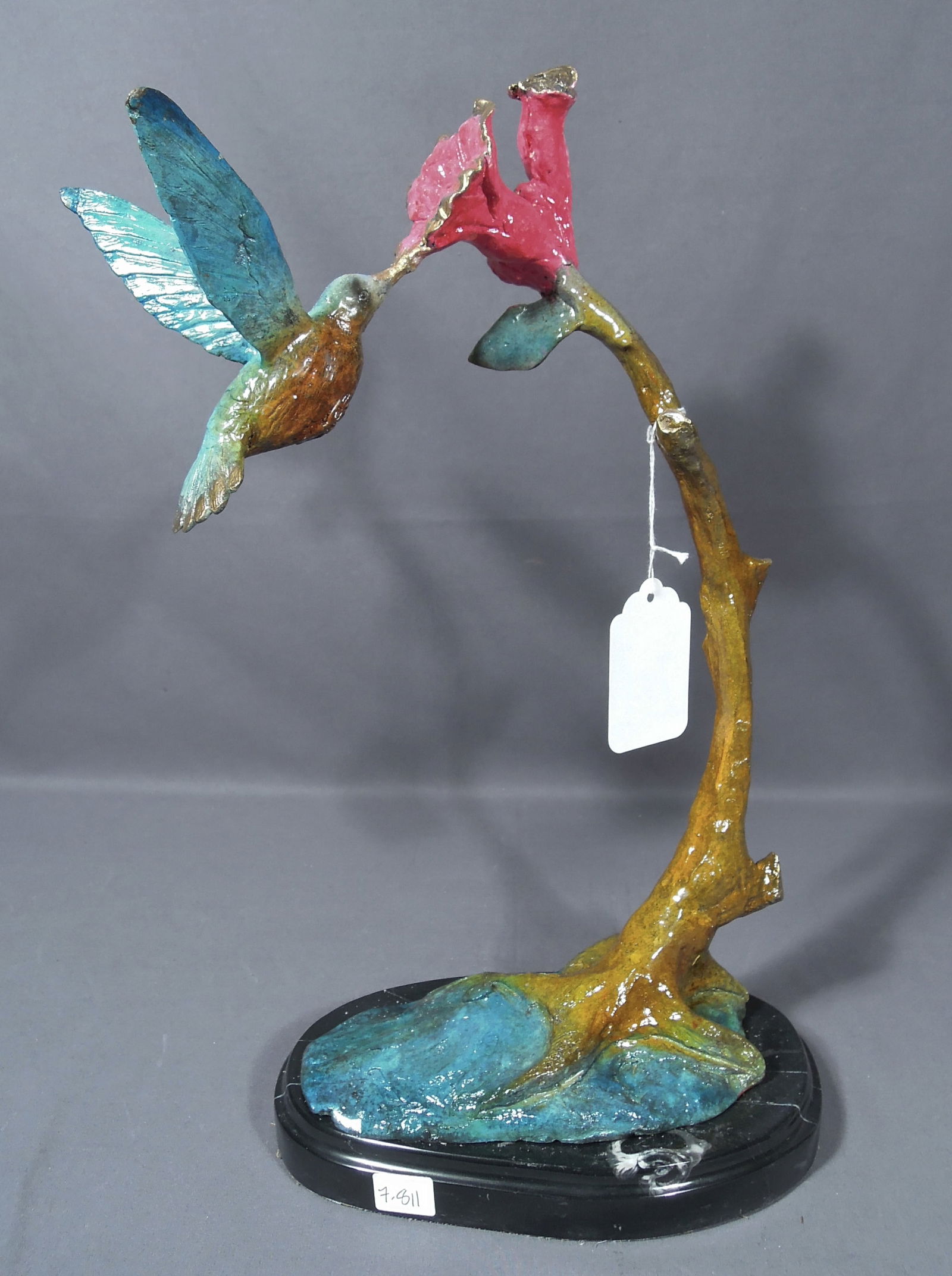 FINE BRONZE SCULPTURE OF HUMMINGBIRD FEEDING ON FLOWER (1 of 1)