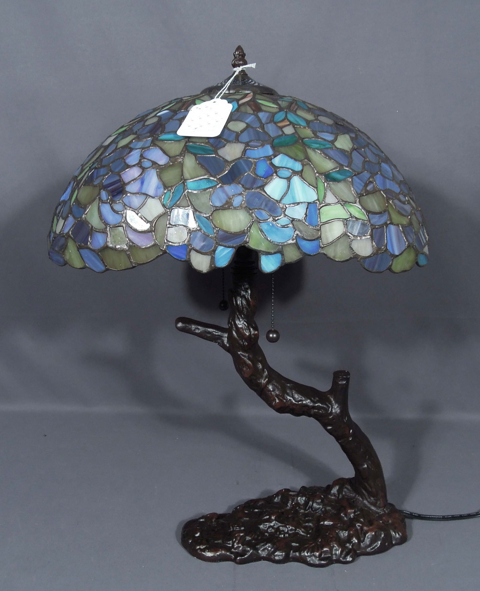 FINE COMPOSITION AND LEADED GLASS "TREE" TABLE LAMP (1 of 2)