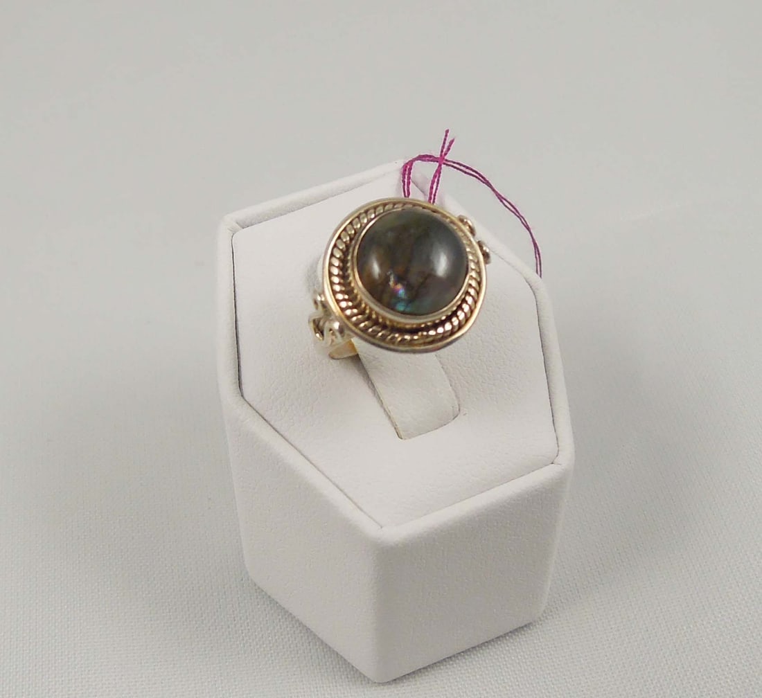 LADIES VINTAGE STERLING SILVER & LABRADORITE RING