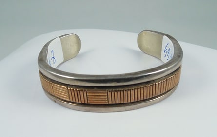 NATIVE AMERICAN NAVAJO "BRUCE MORGAN" STERLING SILVER & 14K Y.G. HEAVY CUFF BRACELET