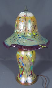 BEAUTIFUL HAND BLOWN ART GLASS TABLE LAMP