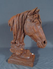 HEAVY VINTAGE CAST IRON BUST OF HORSE