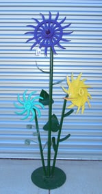 VINTAGE HEAVY CUSTOM MADE STEEL TRIPLE FLOWER GARDEN ORNAMENT