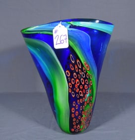 BEAUTIFUL HAND BLOWN ITALIAN ART GLASS VASE