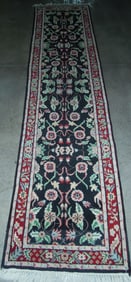 FINE HAND KNOTTED PERSIAN RUNNER