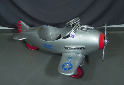REPRODUCTION METAL US ARMY CHILD'S PLANE PEDAL CAR