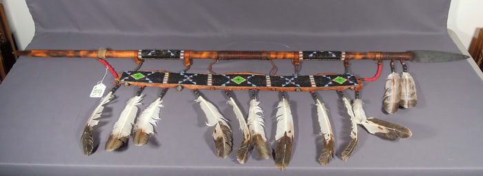 HAND MADE DECORATIVE NAVAJO NATIVE AMERICAN INDIAN SPEAR