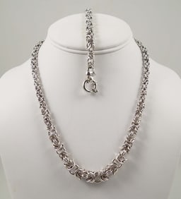 LADIES STERLING SILVER NECKLACE AND BRACELET ENSEMBLE