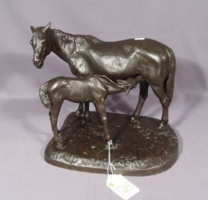 VINTAGE HEAVY BRONZE SCULPTURE "MARE WITH COLT"