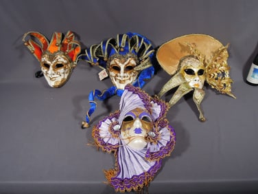 GROUP OF FOUR FINE ITALIAN HAND PAINTED MASKS
