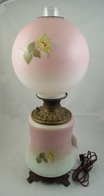 ANTIQUE HAND PAINTED "GONE WITH THE WIND" LAMP