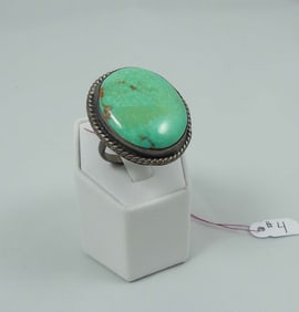 VINTAGE NATIVE AMERICAN STERLING SILVER AND TURQUOISE RING