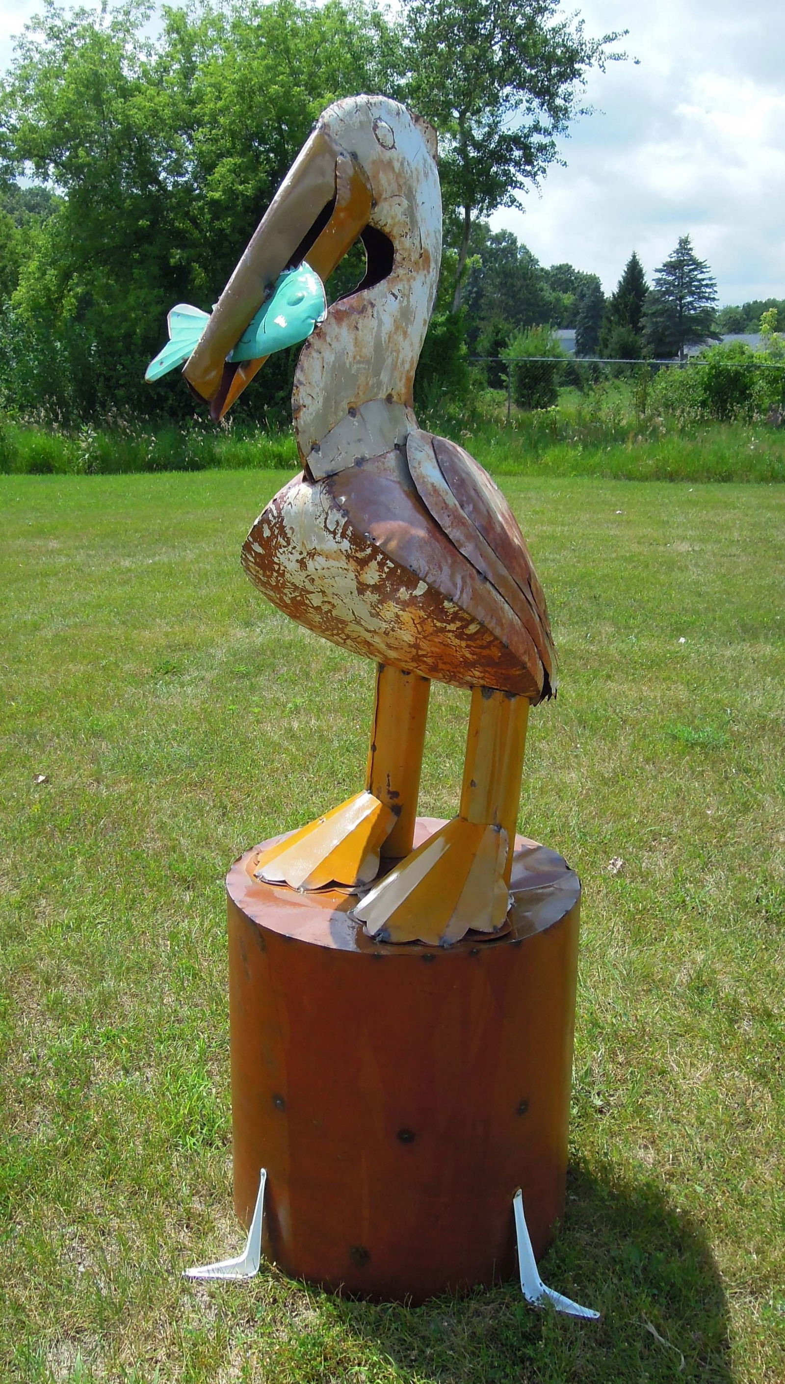 VERY LARGE METAL SCULPTURE OF PELICAN (1 of 2)