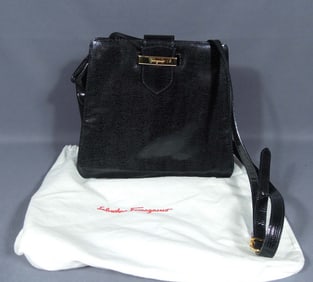 VINTAGE SALVATORE FERRAGAMO BLACK LIZARD PURSE