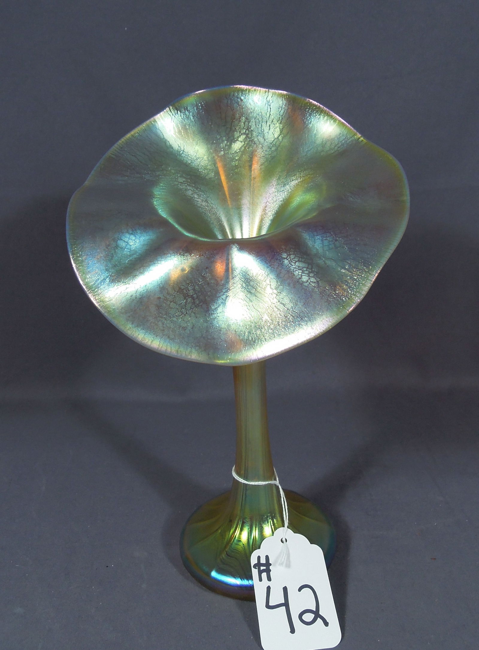 BEAUTIFUL LUNDBERG STUDIOS HAND BLOWN ART GLASS "JACK IN THE PULPIT" (1 of 2)