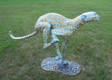 SPECTACULAR LIFE SIZE BRONZE SCULPTURE OF RUNNING CHEETAH
