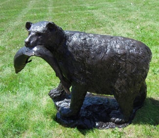 VINTAGE LIFE SIZE BRONZE SCULPTURE OF STANDING BEAR WITH FISH IN MOUTH