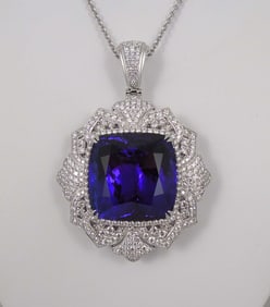 OUTSTANDING LADIES PLATINUM, TANZANITE & DIAMOND NECKLACE