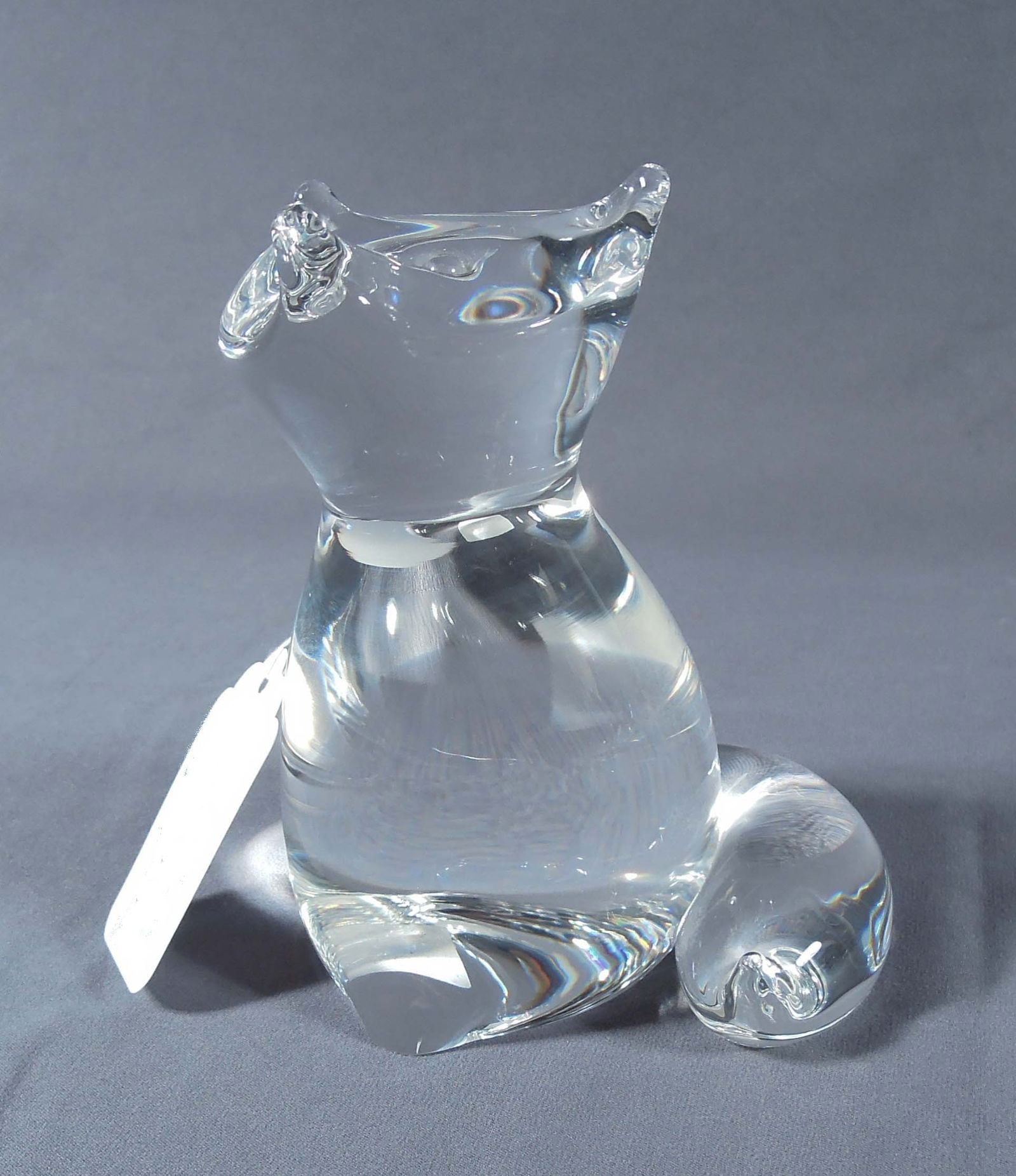 VINTAGE LARGE STEUBEN CRYSTAL SCULPTURE OF FOX (1 of 3)