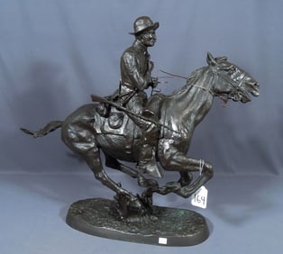 VINTAGE OVERSIZED BRONZE SCULPTURE "TROOPER OF THE PLAINS" AFTER FREDERIC REMINGTON