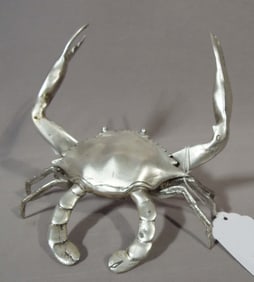 FINE BRONZE SCULPTURE OF STANDING CRAB