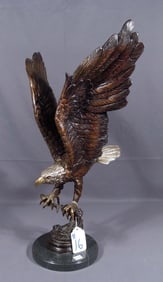 VERY FINE BRONZE SCULPTURE OF EAGLE WITH OUTSTRETCHED WINGS