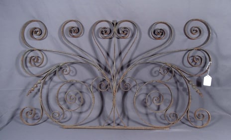 HEAVY VINTAGE CAST IRON GARDEN D?COR