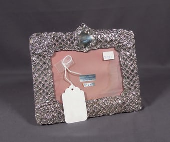 VINTAGE WALLACE STERLING SILVER ORNATE PHOTO FRAME