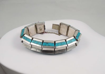 VINTAGE STERLING SILVER & TURQUOISE NATIVE AMERICAN BRACELET