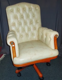 BEAUTIFUL ITALIAN WOOD & TUFTED LEATHER EXECUTIVE DESK CHAIR