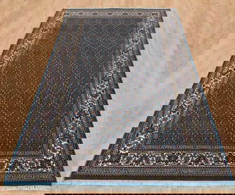 FINE HAND KNOTTED MAHI TABRIZ AREA RUG