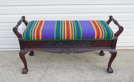 VINTAGE HAND CARVED MAHOGANY BENCH
