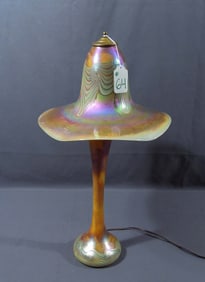 SIGNED STEVEN FELLERMAN HAND BLOWN IRIDESCENET ART GLASS TABLE LAMP