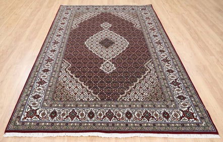 FINE HAND KNOTTED MAHI TABRIZ AREA RUG