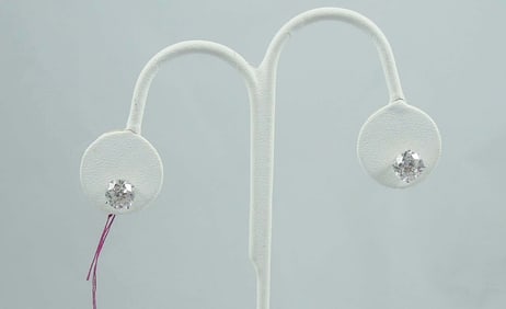 OUTSTANIDNG PAIR OF LADIES 14K W.G. & DIAMOND STUD EARRINGS