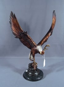 VERY FINE BRONZE SCULPUTRE OF EAGLE WITH OUTSTRETCHED WINGS
