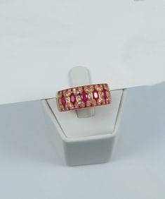 LADIES FINE 18K ROSE .GOLD, RUBY & DIAMOND RING