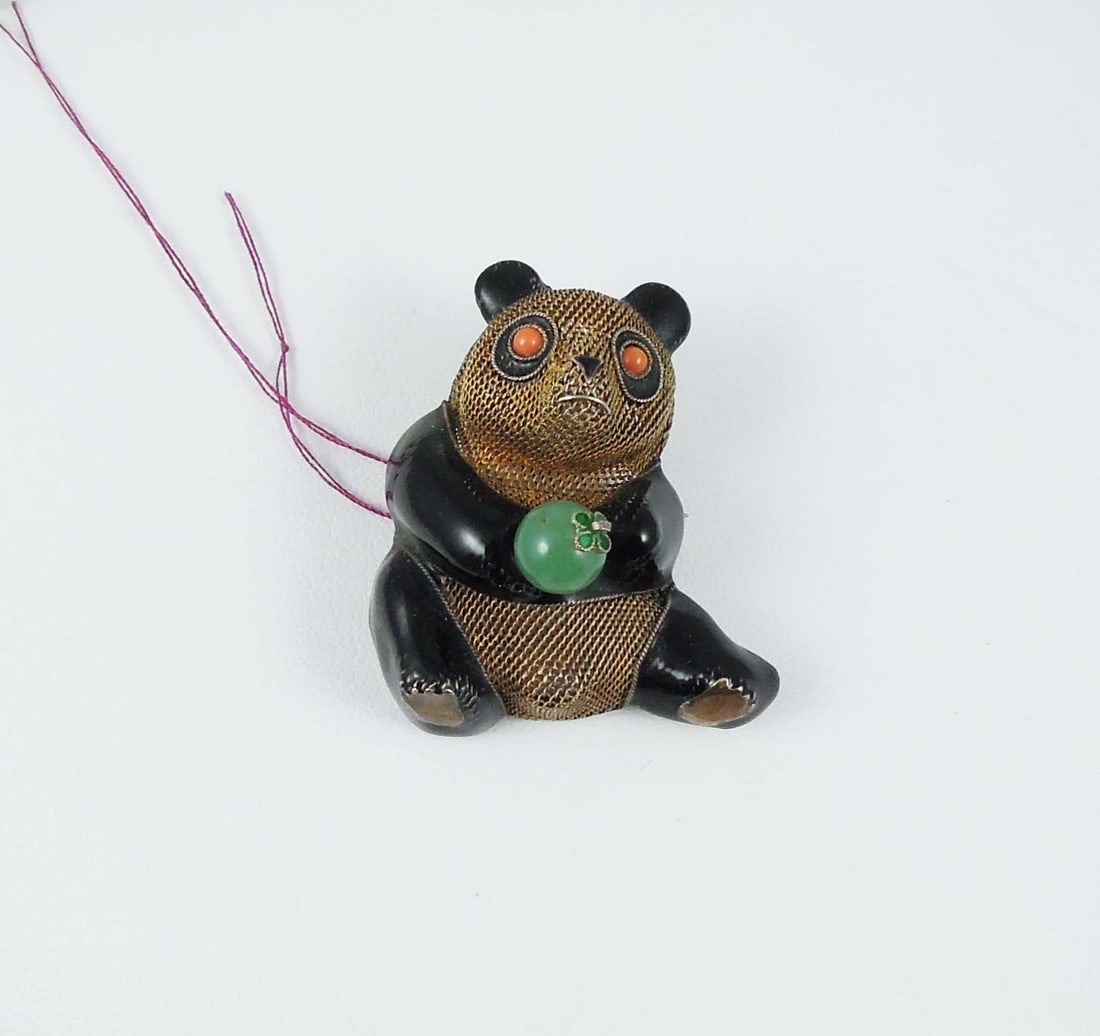 VINTAGE CHINESE EXPORT PANDA BEAR BROOCH (1 of 1)