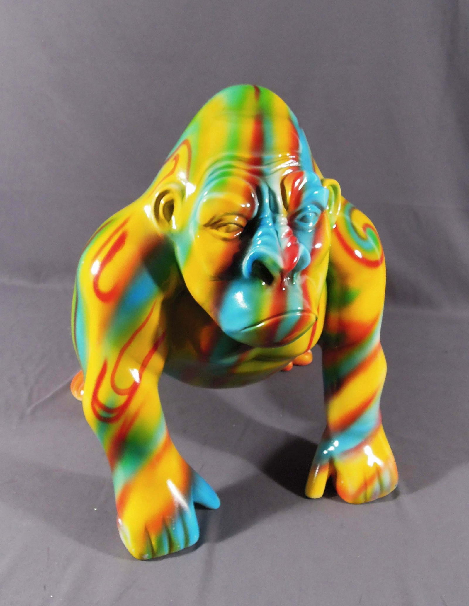 HAND PAINTED POP ART RESIN SCULPTURE OF GORILLA (1 of 1)
