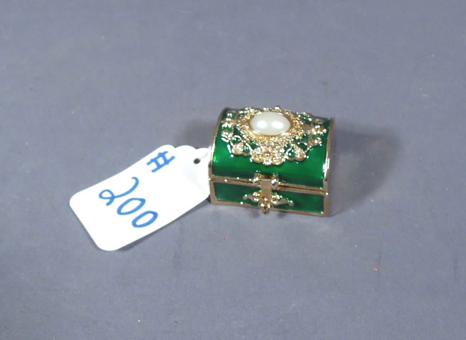 METAL, ENAMEL & RHINESTONE TREASURE CHEST TRINKET BOX (1 of 2)