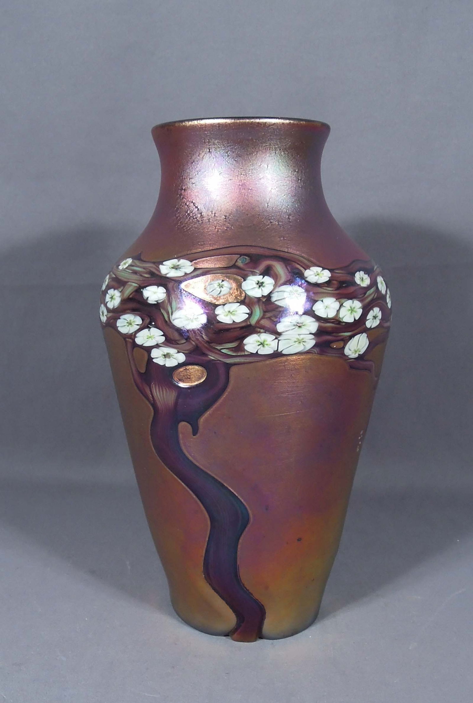 ZELLIQUE STUDIO (JOSEPH MOREL) HAND BLOWN ART GLASS VASE (1 of 3)