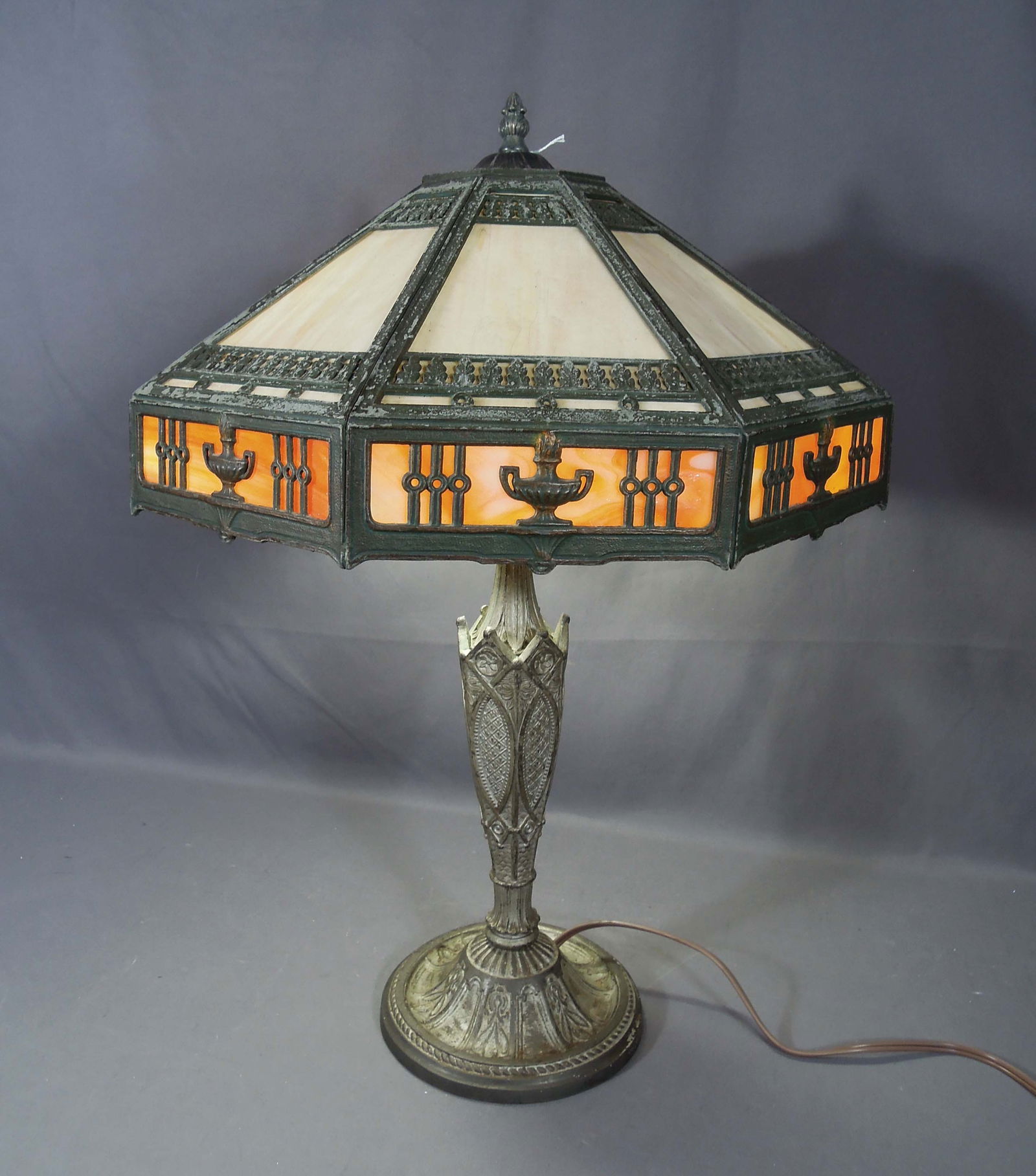ANTIQUE SALEM BROS. METAL & SLAG GLASS TABLE LAMP (1 of 3)