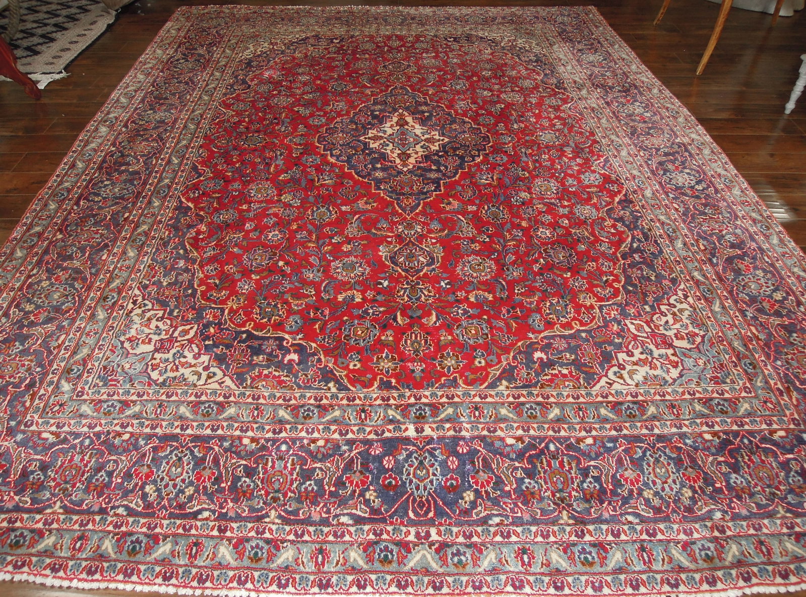 LARGE ROOM SIZE KASHAN AREA RUG (1 of 2)