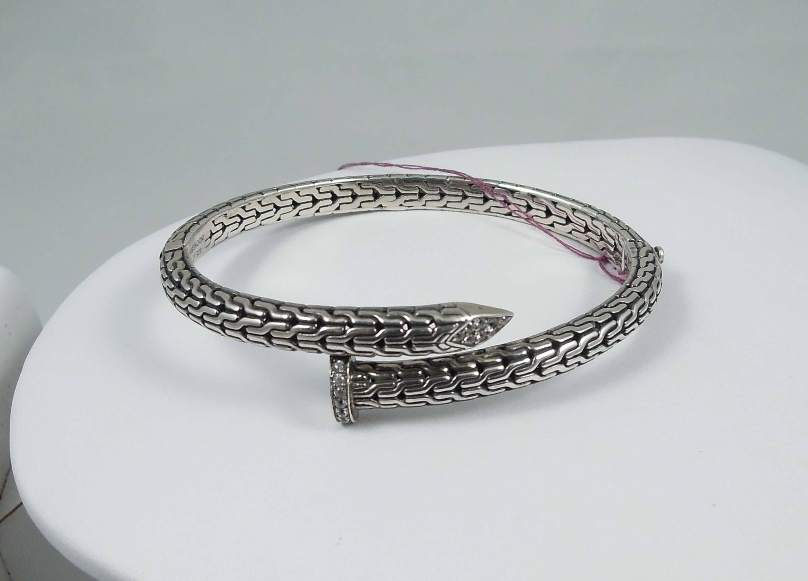 VINTAGE JOHN HARDY STERLING SILVER & DIAMOND "NAIL" DESIGN BRACELET (1 of 1)