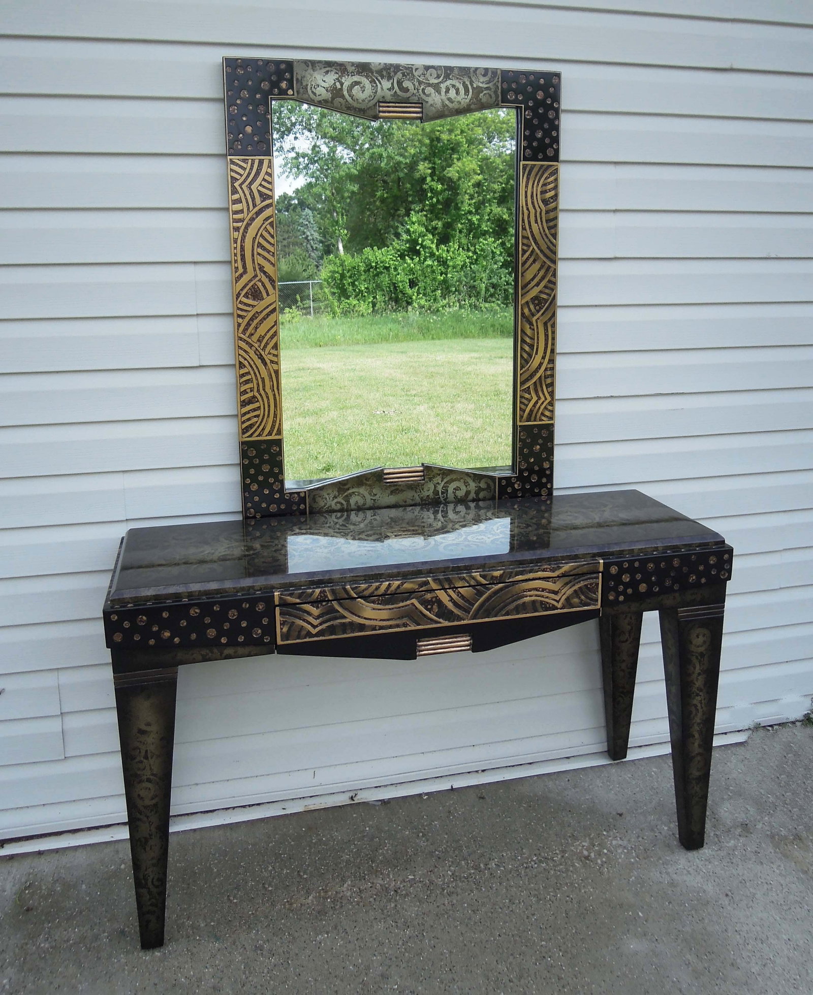 BEAUTIFUL HAND PAINTED MODERN CONSOLE TABLE WITH MATCHING MIRROR (1 of 3)