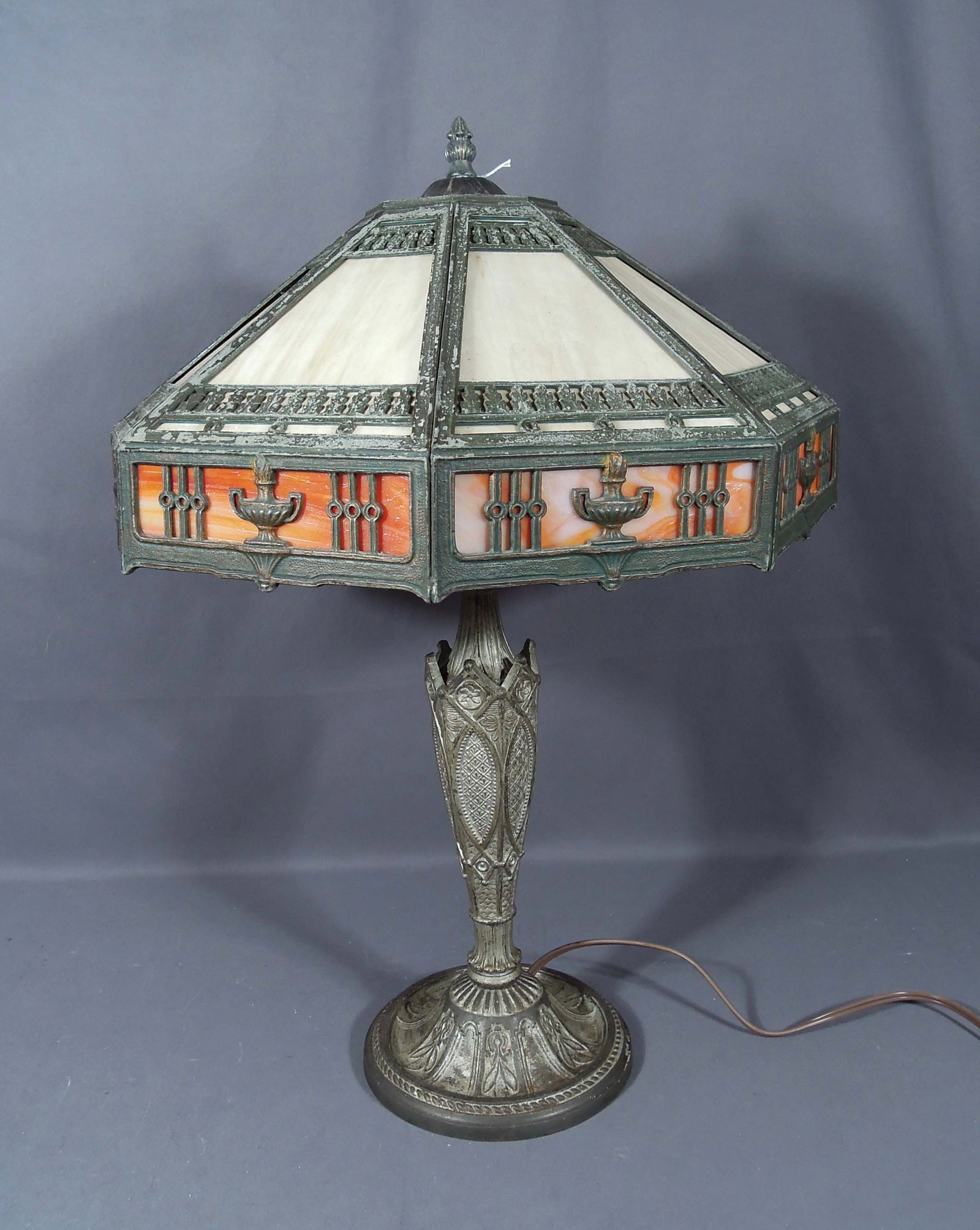 ANTIQUE SALEM BROS. METAL & SLAG GLASS TABLE LAMP (1 of 3)