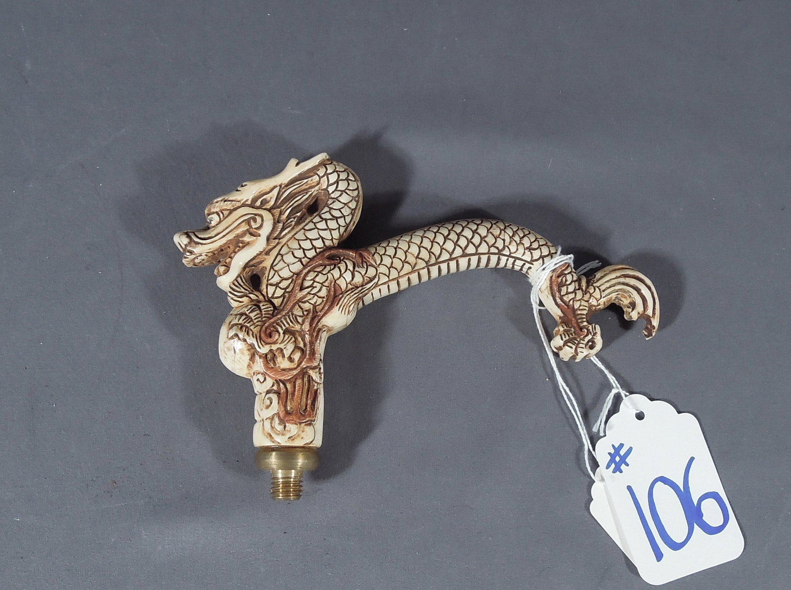 VINTAGE CHINESE HAND CARVED BONE CANE HANDLE (1 of 1)